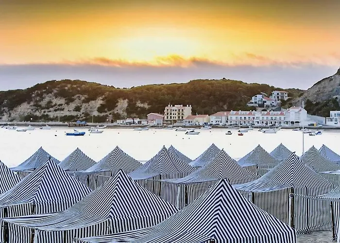 Apartament Modern * 2 Bedrooms * Pool São Martinho do Porto