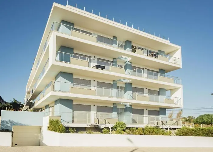 Modern * 2 Bedrooms * Pool Apartament São Martinho do Porto